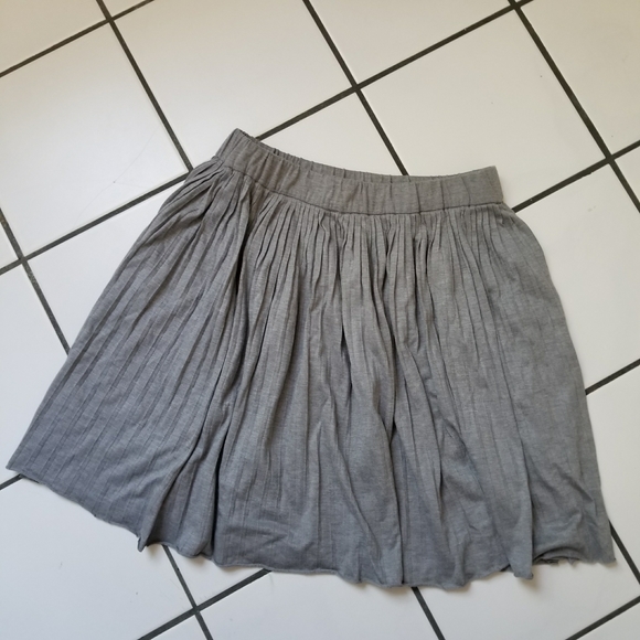 Club Monaco Pleated Mini Skirt - Picture 1 of 2